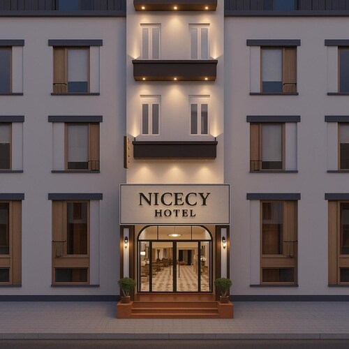 Nicecy Hotel - Le Lai Street