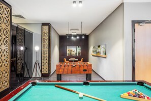 Billiards - Kingsgate Hotel Doha by Millennium Hotels (Doha)