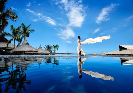 2 outdoor pools. Palm Hotel and Spa