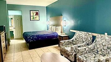 In-room safe, desk, iron/ironing board, free WiFi