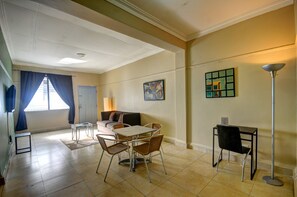 TV - Hotel San Roque Panama (Panama City)