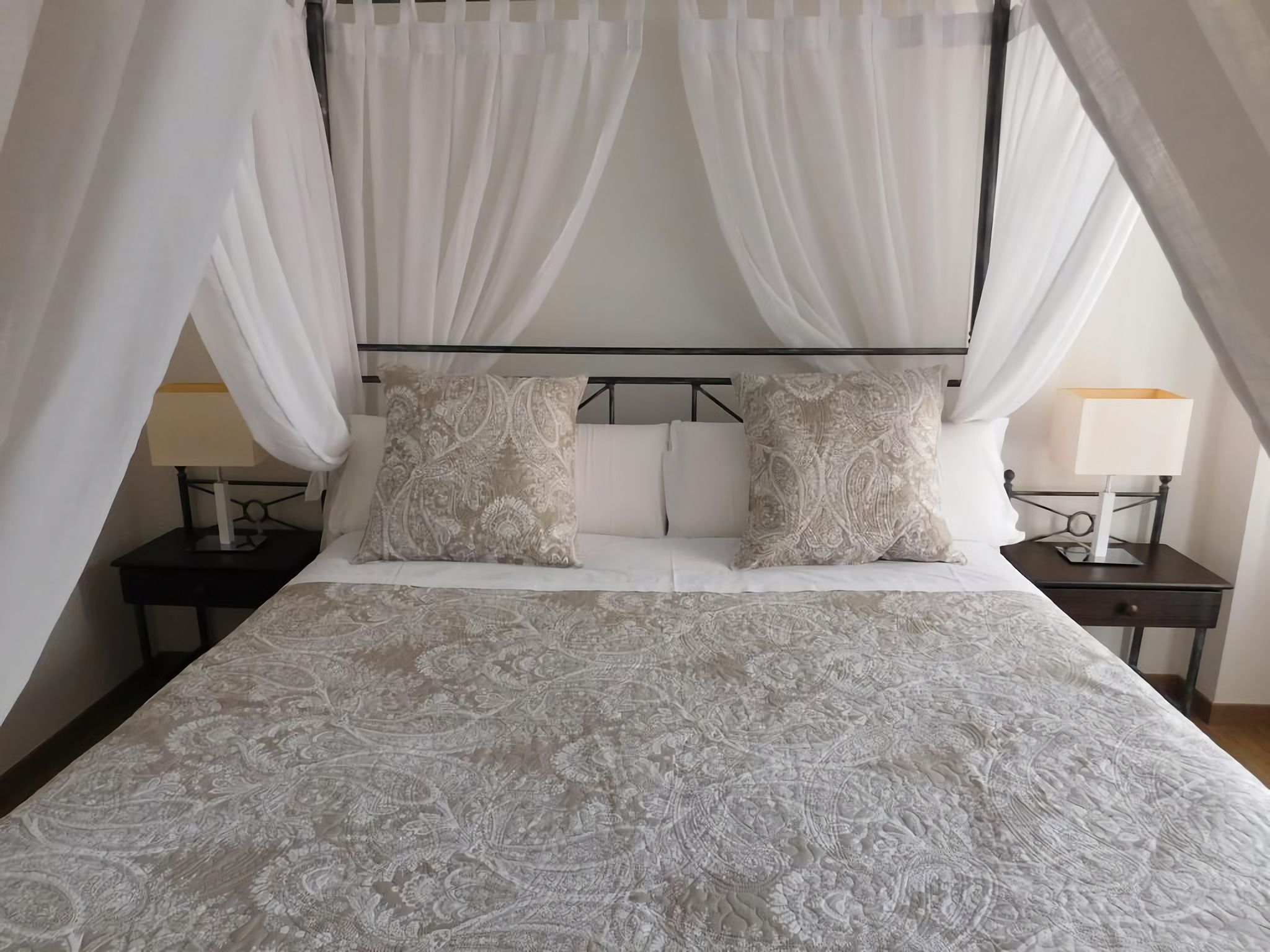 Habitación junior doble | Minibar, escritorio, cortinas opacas y wifi gratis