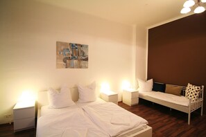 6 bedrooms, iron/ironing board, bed sheets - Apartment Berlin 1 (Berlin)