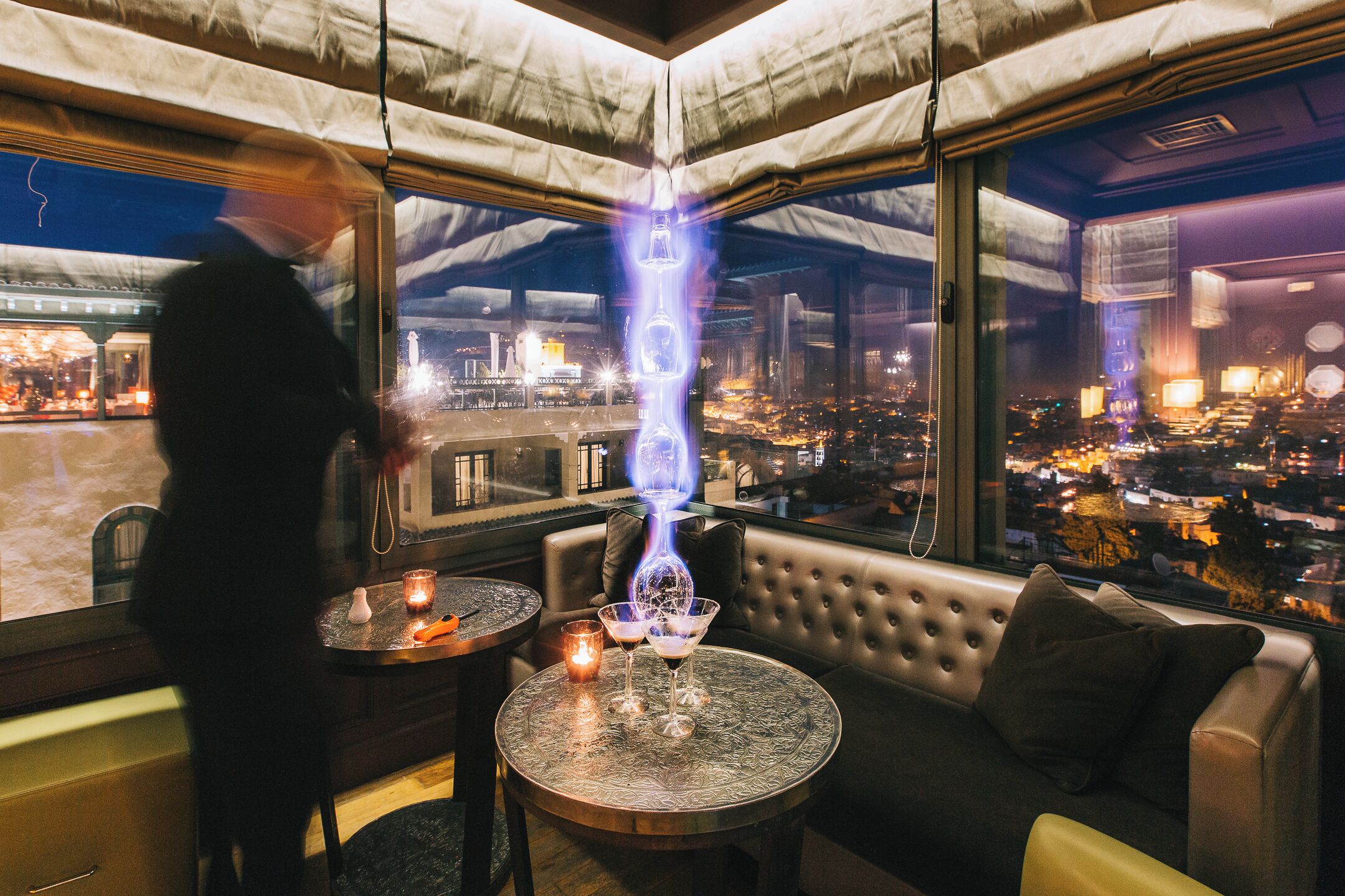 2 bares/lounges, bar de coquetéis