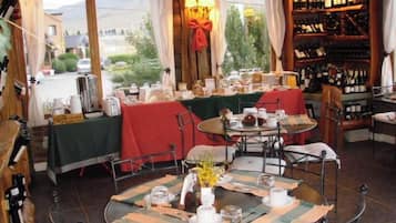 Desayuno buffet incluido todos los días