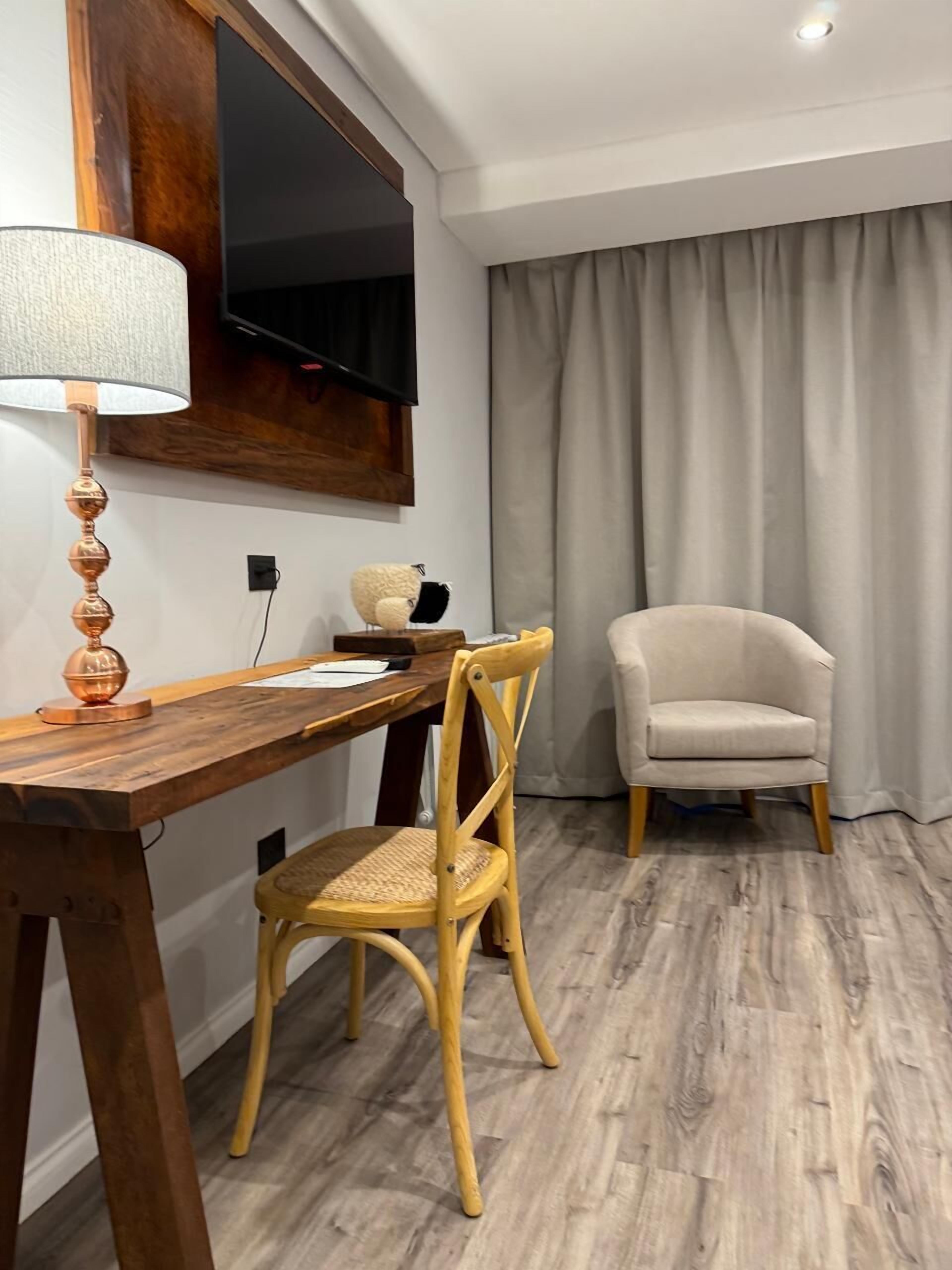 superior double room | 1 bedroom, pillow-top beds, in-room safe, desk