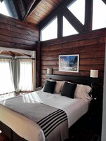 Single Room | Pillowtop beds, in-room safe, desk, free WiFi