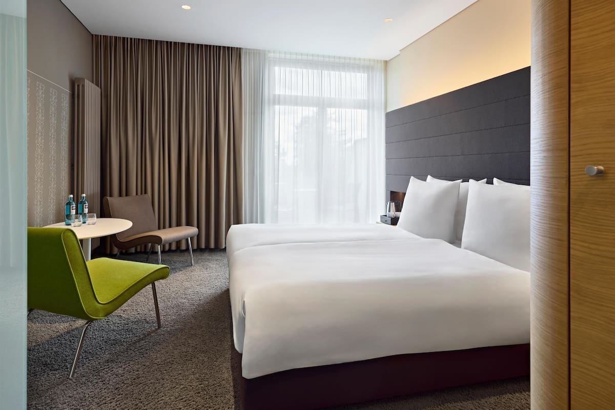 Premium bedding, down duvets, in-room safe, individually furnished