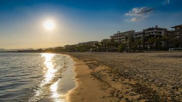 NĂ€ra stranden