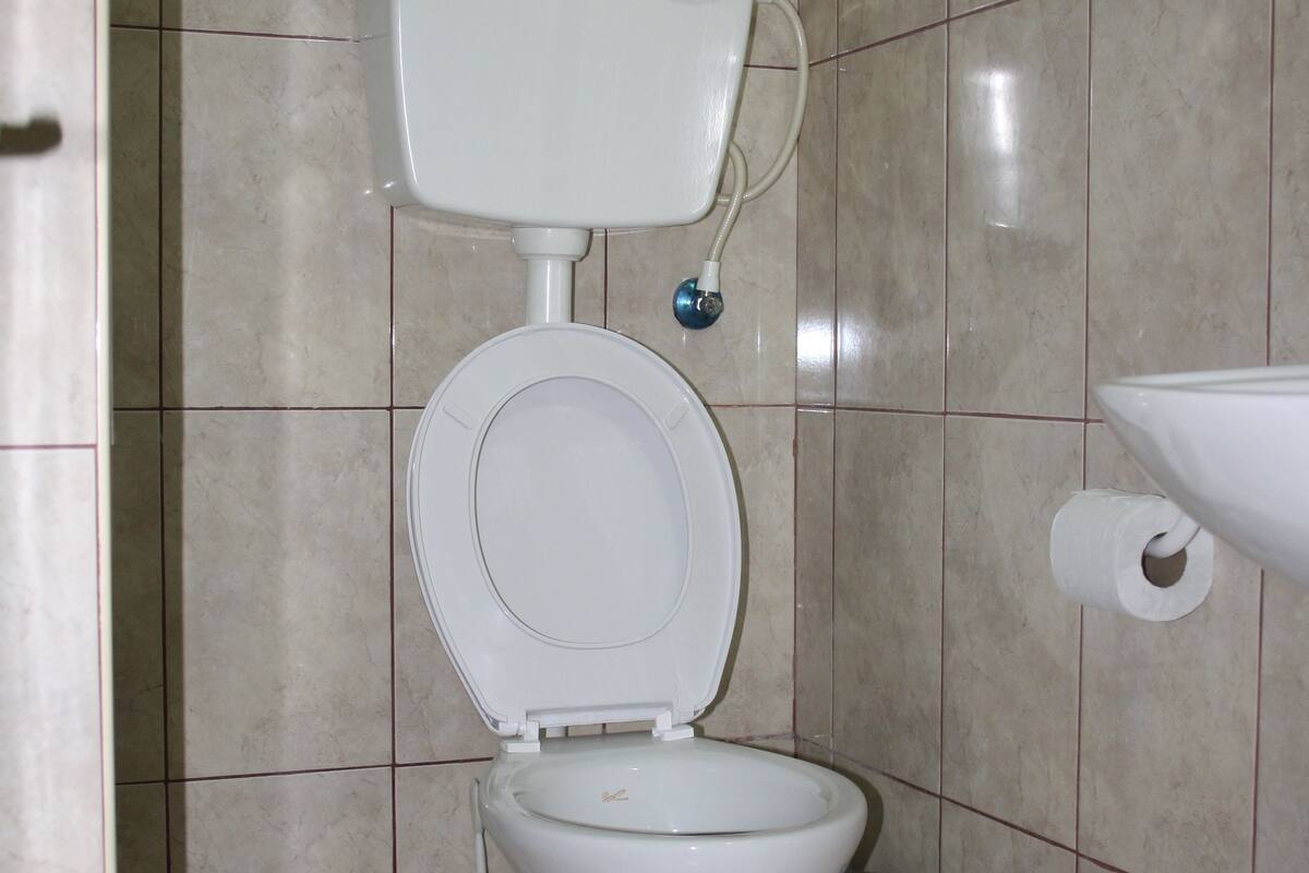 classic single room | 1 bedroom, minibar, iron/ironing board, free wifi