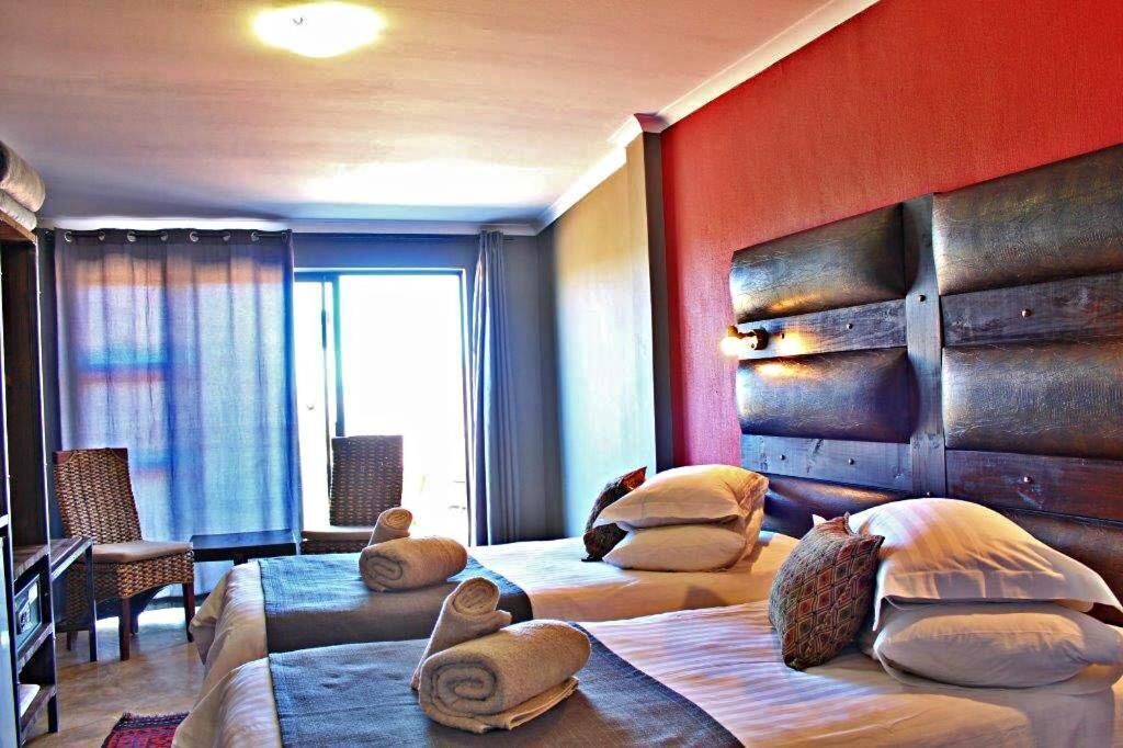 1 bedroom, desk, free wifi, bed sheets