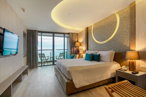 Dara Deluxe Room Sea View | Free minibar items, in-room safe, individually furnished, desk - Cape Dara Resort (Pattaya)