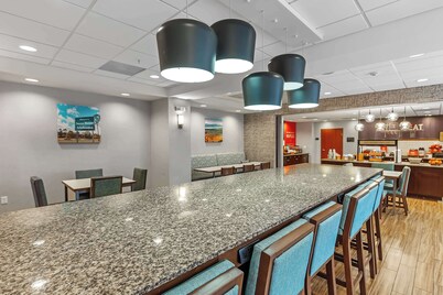 Hampton Inn Atmore