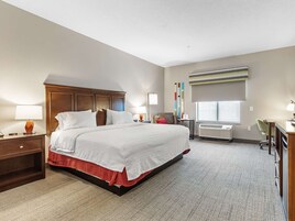 In-room safe, iron/ironing board, free WiFi, bed sheets