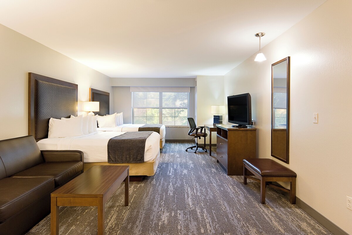 Deluxe Room, 2 Queen Beds | Pillowtop beds, in-room safe, desk, iron/ironing board