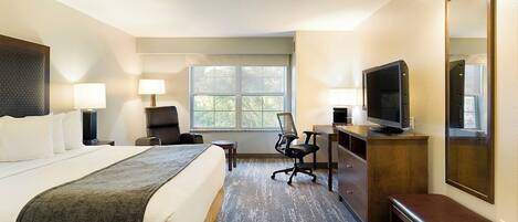 Habitació clàssica, 1 llit de matrimoni gran | Matalassos amb encoixinament addicional i caixa forta a l'habitació