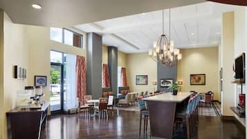 Desayuno buffet incluido todos los días