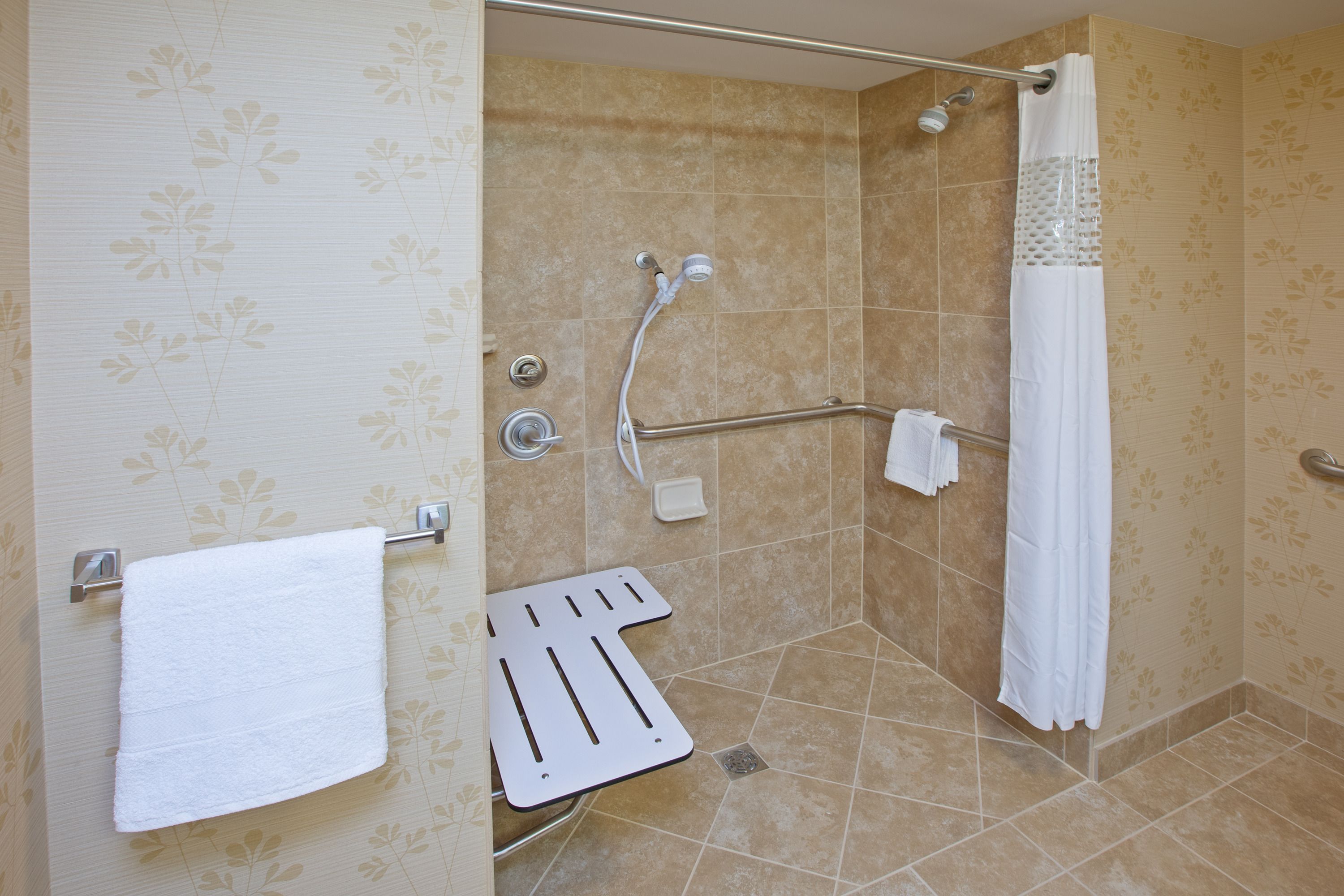 hypo-allergenic bedding, in-room safe, desk, laptop workspace