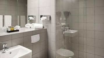Coffres-forts dans les chambres, bureau, rideaux occultants