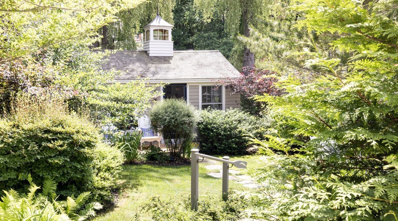 Sunrise Cottage Queen Bed Garden View | Terrace/patio