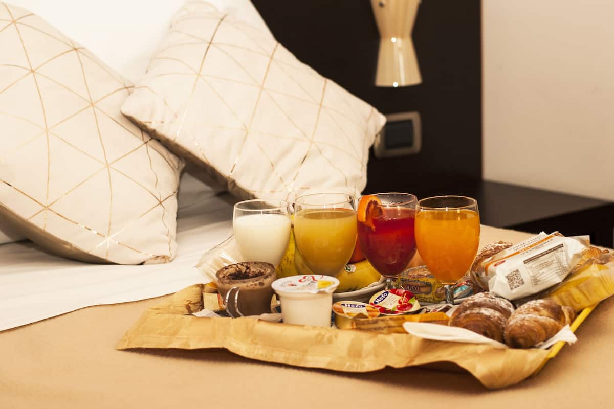 room service – dining