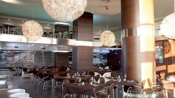 Colazione a buffet inclusa, servita tutte le mattine