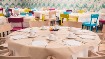 Déjeuner servi sur place