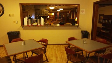 Free daily continental breakfast