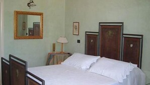 Unclassified image, 5 of 26, button - L'Uliveto (Montebuono)
