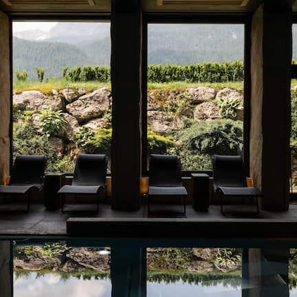 Couples treatment rooms, sauna, hot tub, steam room, Turkish bath