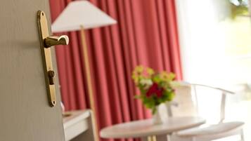 Desk, free WiFi, bed sheets