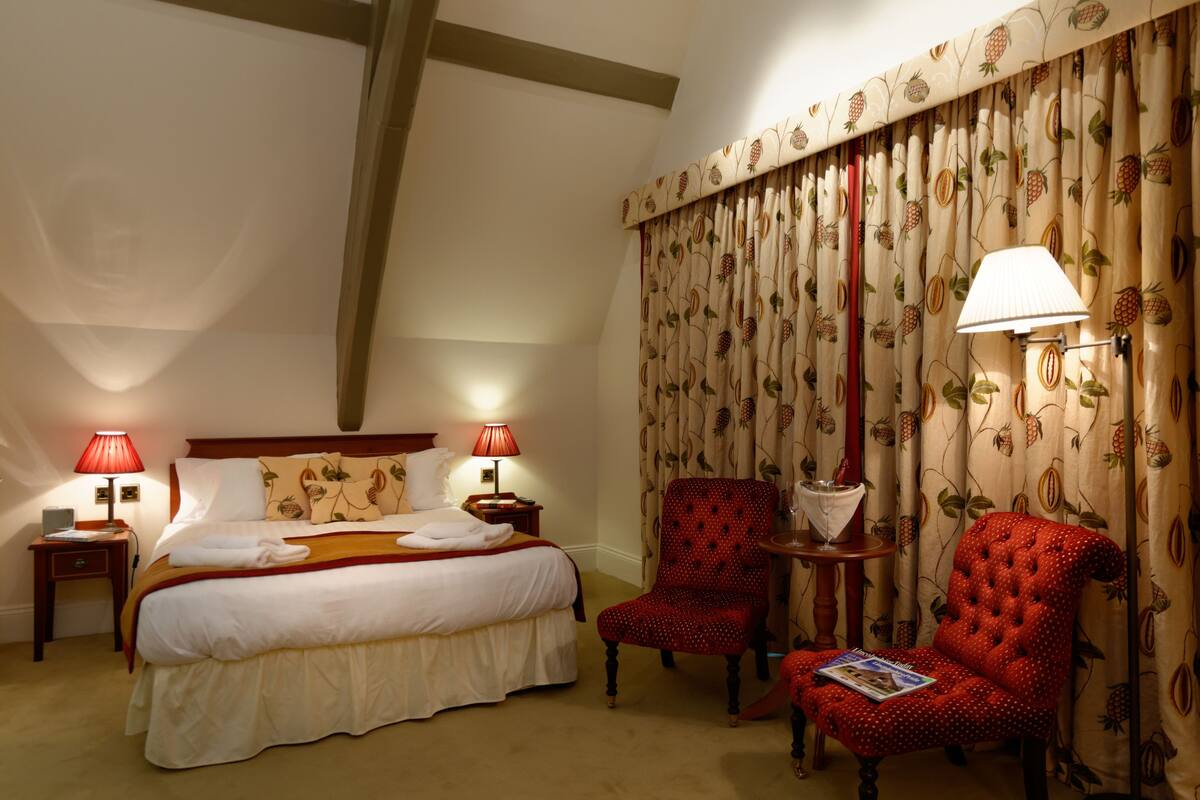 Standard Room, Private Bathroom (Master)