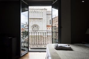 Deluxe Suite, Kitchen | View from room
