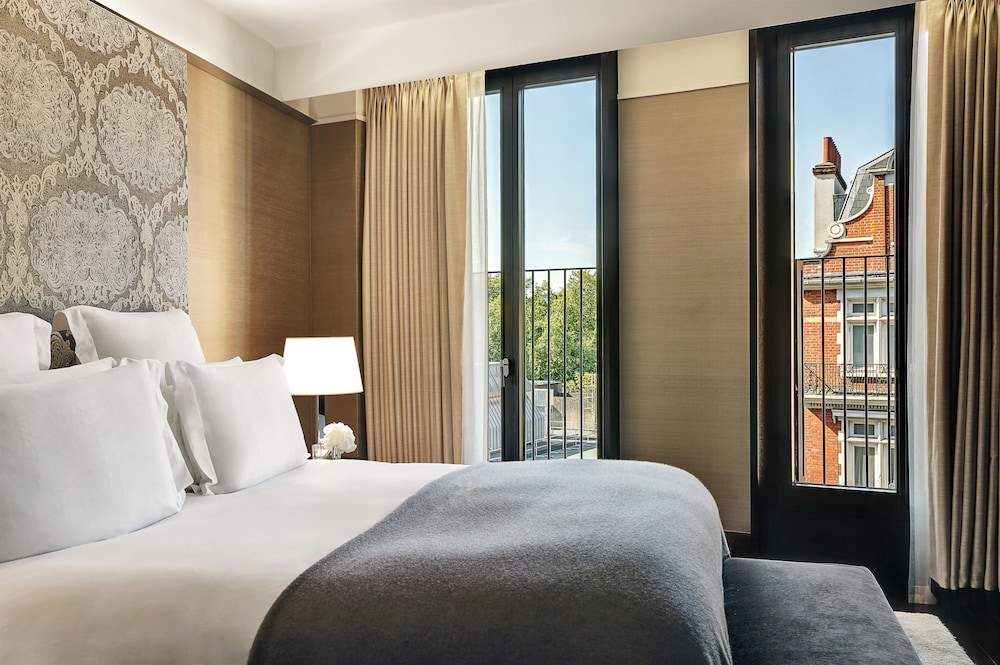 Bvlgari Hotel London by null