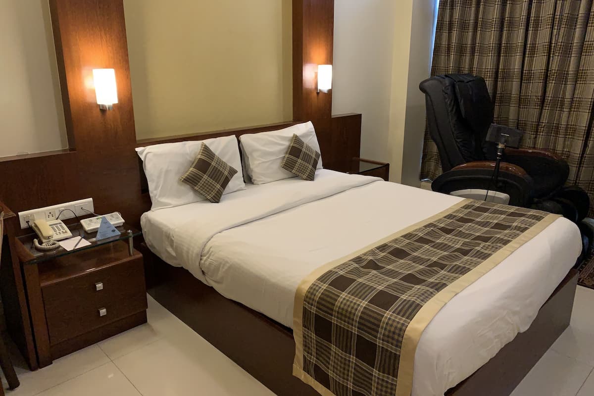 Literie hypoallergénique, surmatelas, minibar