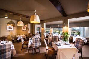 Daily full breakfast for a fee - The Glencoe Inn (Ballachulish)