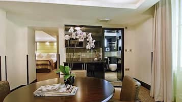 Suite estudio | Servicio a la habitación