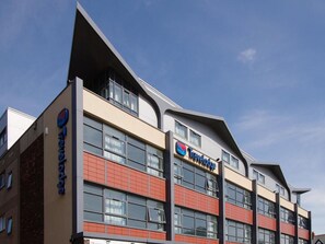 Exterior - Travelodge Lytham St Annes (Lytham St. Anne's)