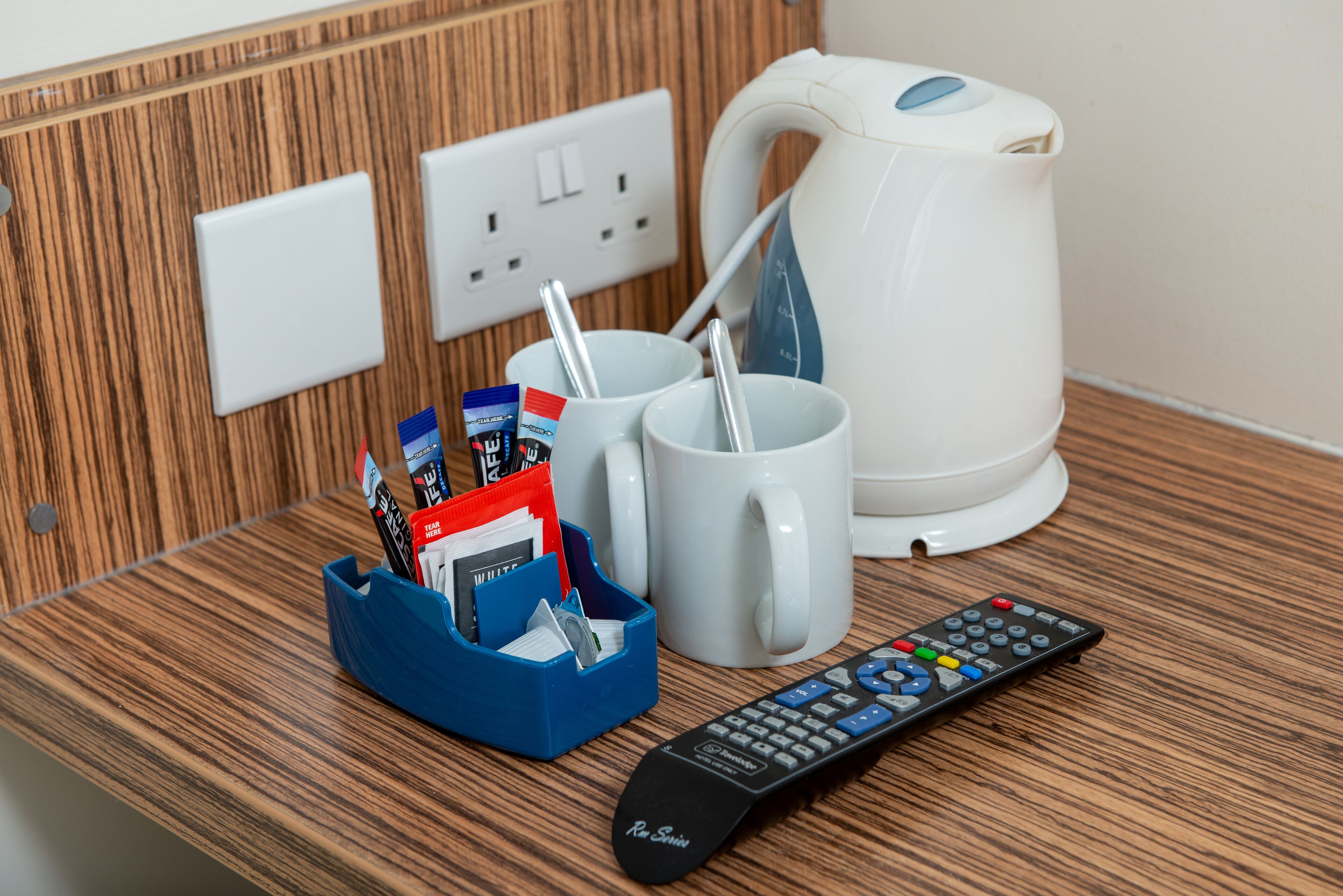 1 bedroom, desk, laptop workspace, blackout curtains