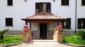 Property entrance - Agriturismo La Colombaia (Capua)