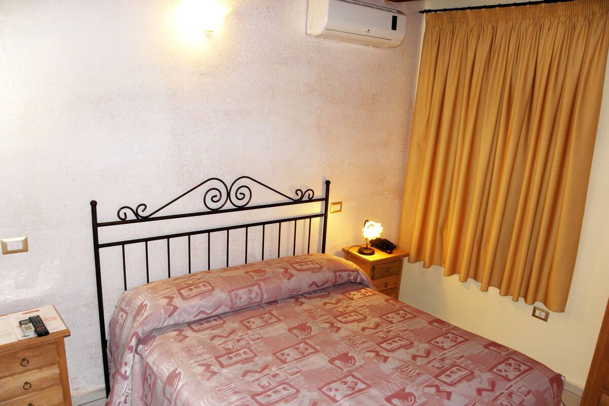 Superior Double Room Single Use, Pool Access | Desk, blackout drapes, iron/ironing board (on request), WiFi (free)