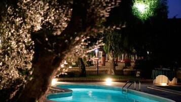 Piscina all'aperto