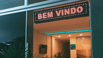 Fachada da propriedade