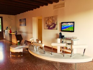 Lobby sitting area - Relais Ca' Sabbioni (Mestre)