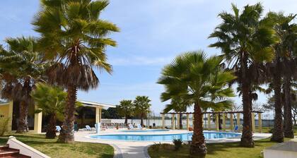 Praia da Lota Resort â Hotel & Apartments