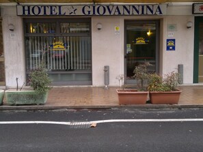 Property entrance - Hotel Giovannina (Mestre)