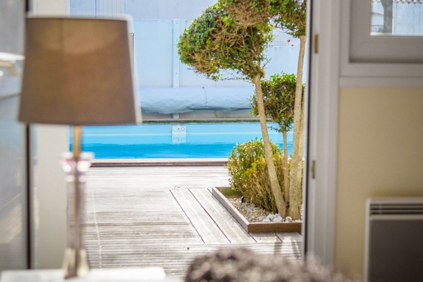 Comfort Double Room | In-room safe, desk, soundproofing, iron/ironing board (on request)