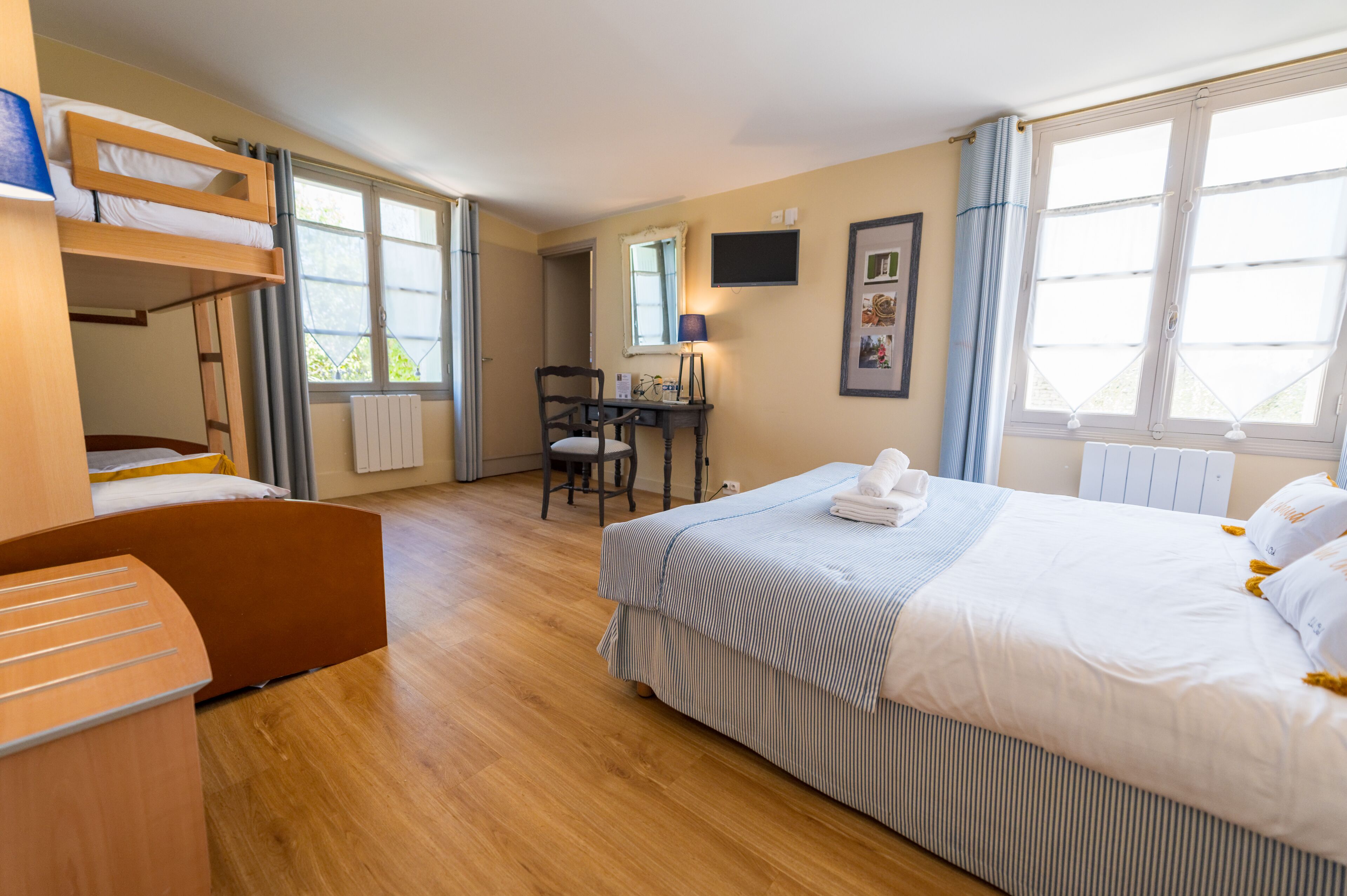 quadruple room | in-room safe, desk, soundproofing, iron/ironing board