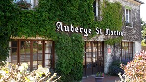 Front of property - Auberge Saint Martin (Surville)