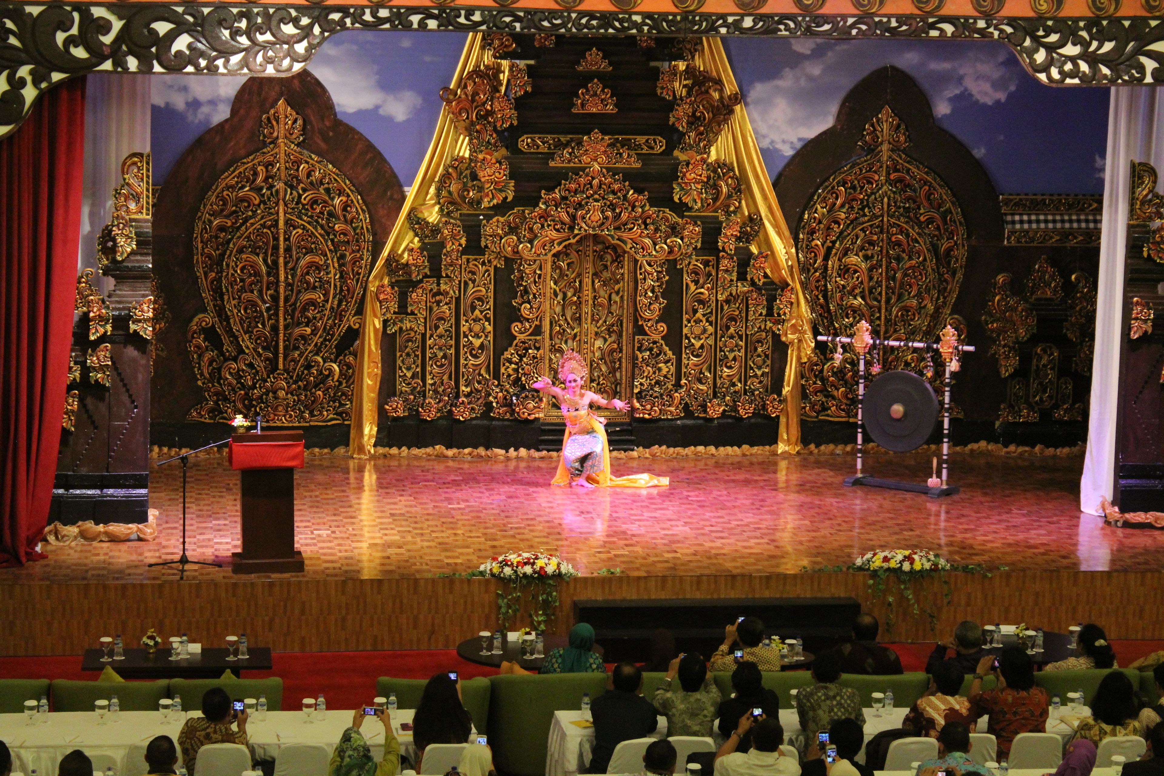 Foto - 100 Sunset Kuta Hotel & Ballroom